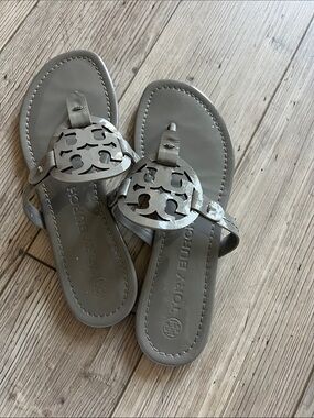 Tory Burch miller sandals size 7 grey gray excellent condition